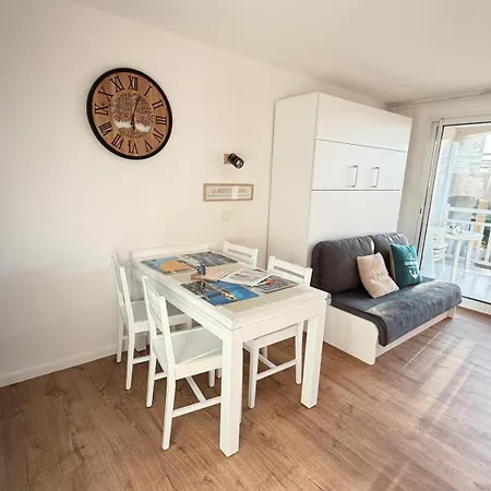 Apartman Cosy, Parking Et Front