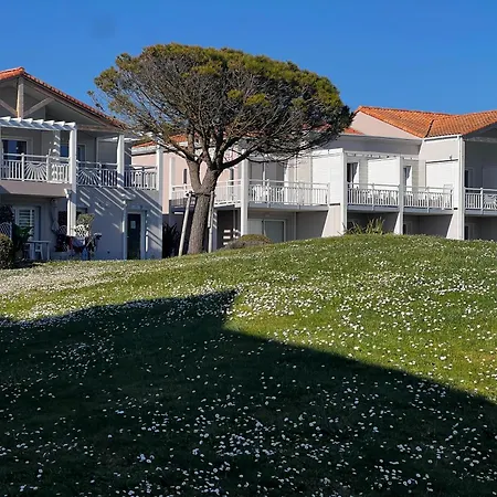 Appartements Cosy, Parking Et Residence Front Mer